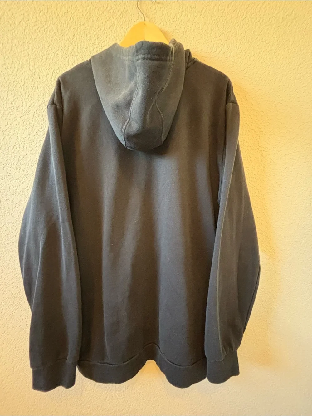 Adidas Men’s Black Logo Hoodie Sweater XL